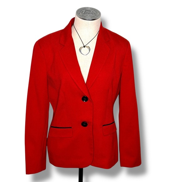 Kasper Jackets & Blazers - Kasper Women's Red Blazer Size 6 Single‎ Breasted Button Down Collar